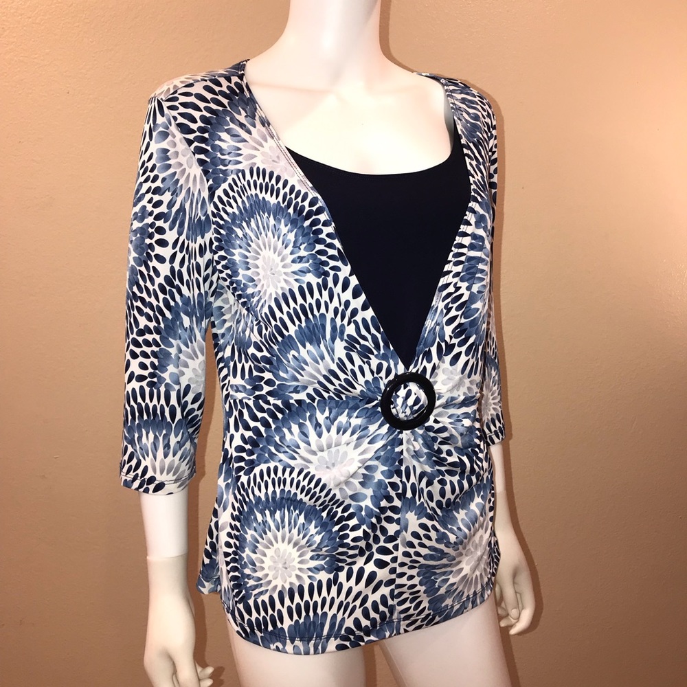 Briggs New York Layered Blouse NEW Womens Size Medium Blue White Easy Care